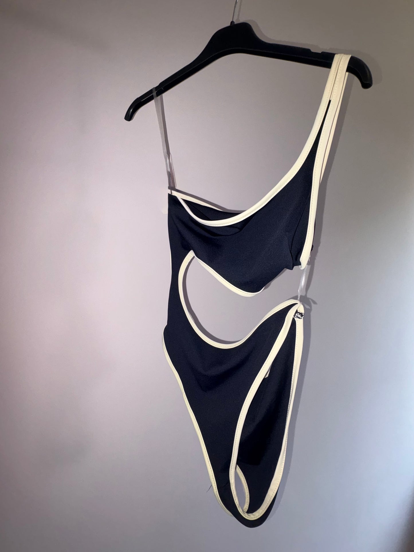 Body Asimmetrico