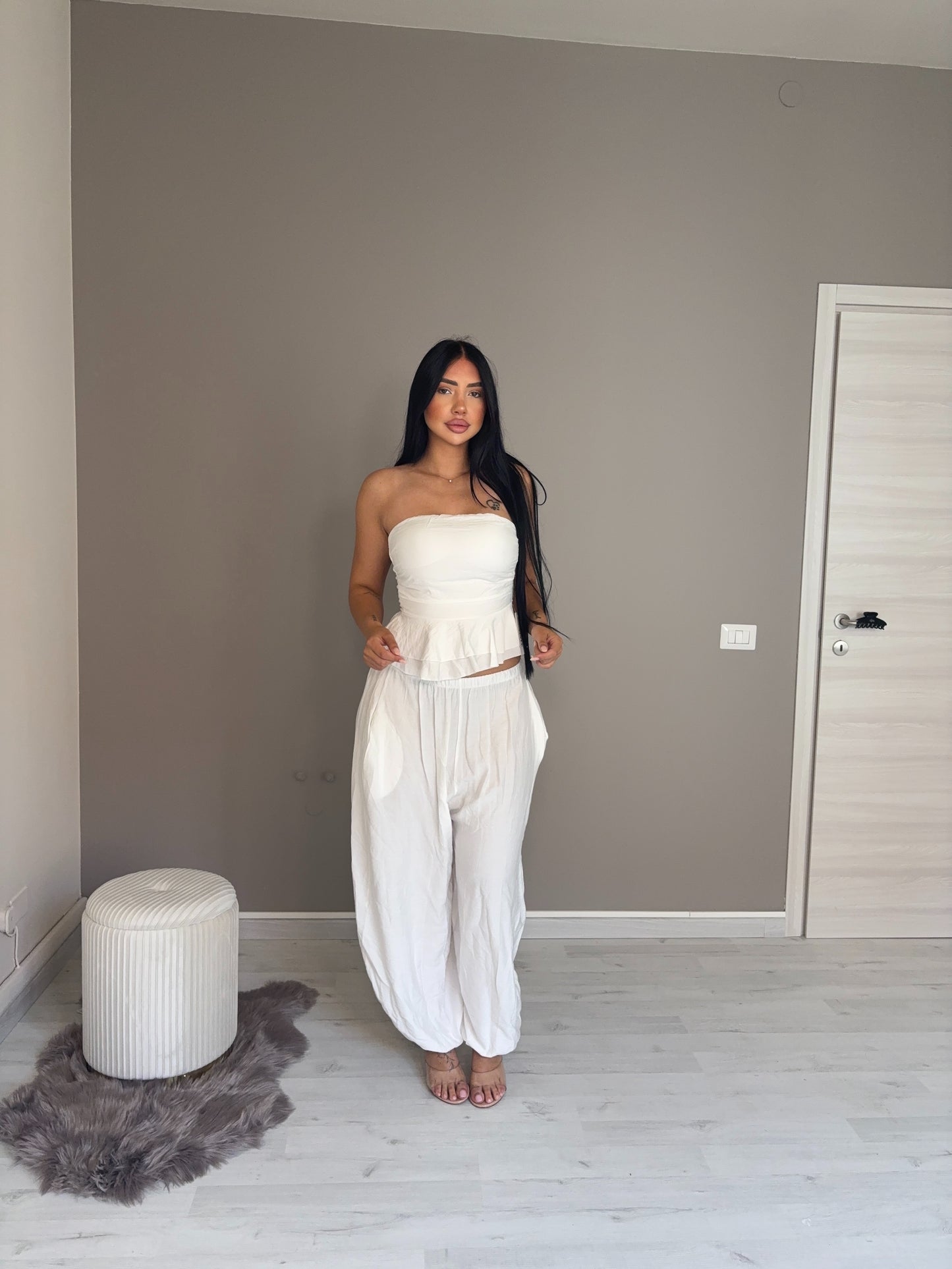 Set Aura